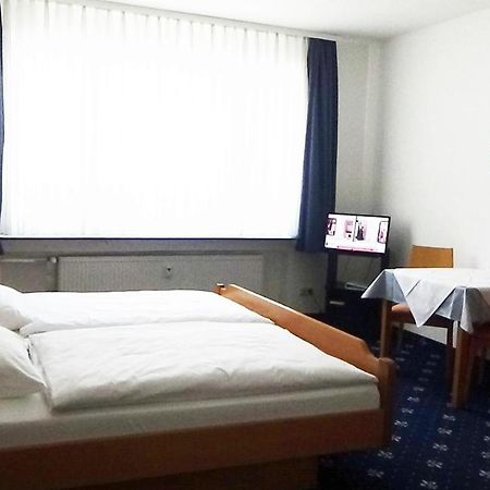 Hotel Zur Traube باد هومبرغ فور دير هوه المظهر الخارجي الصورة