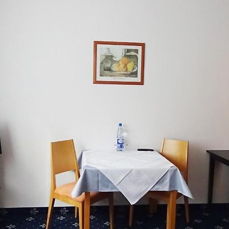 Hotel Zur Traube باد هومبرغ فور دير هوه المظهر الخارجي الصورة