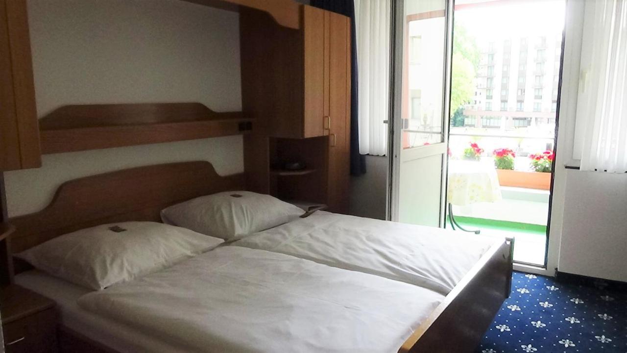 Hotel Zur Traube باد هومبرغ فور دير هوه المظهر الخارجي الصورة